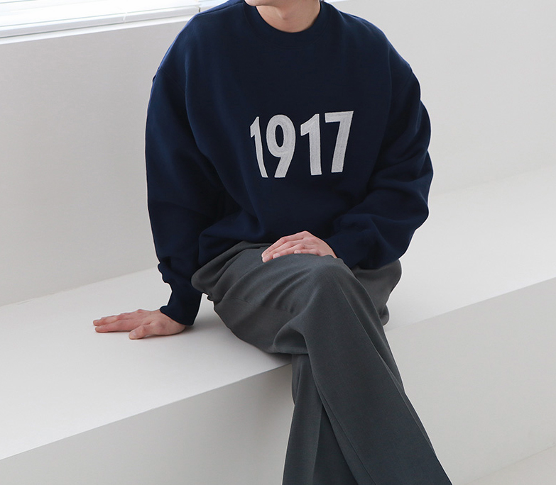 RT No. 4324 1917 NUMBERED SWEATER