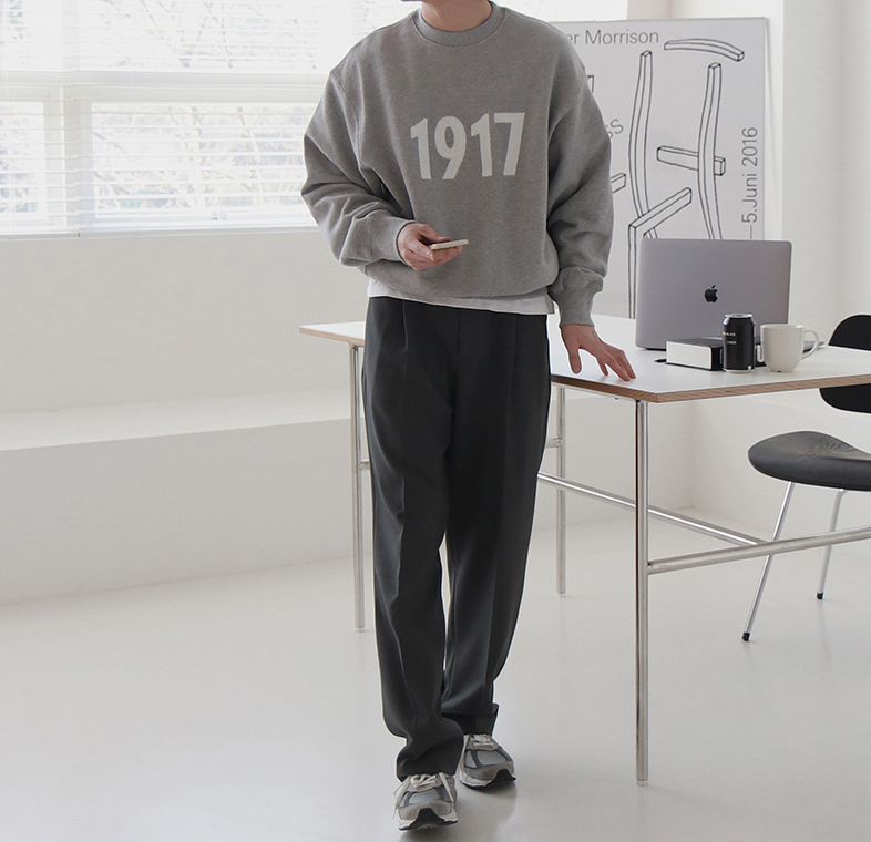 RT No. 4324 1917 NUMBERED SWEATER