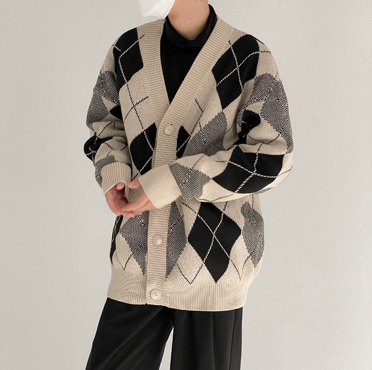 RT No. 5311 KHAKI KNITTED DIAMOND V-NECK CARDIGAN