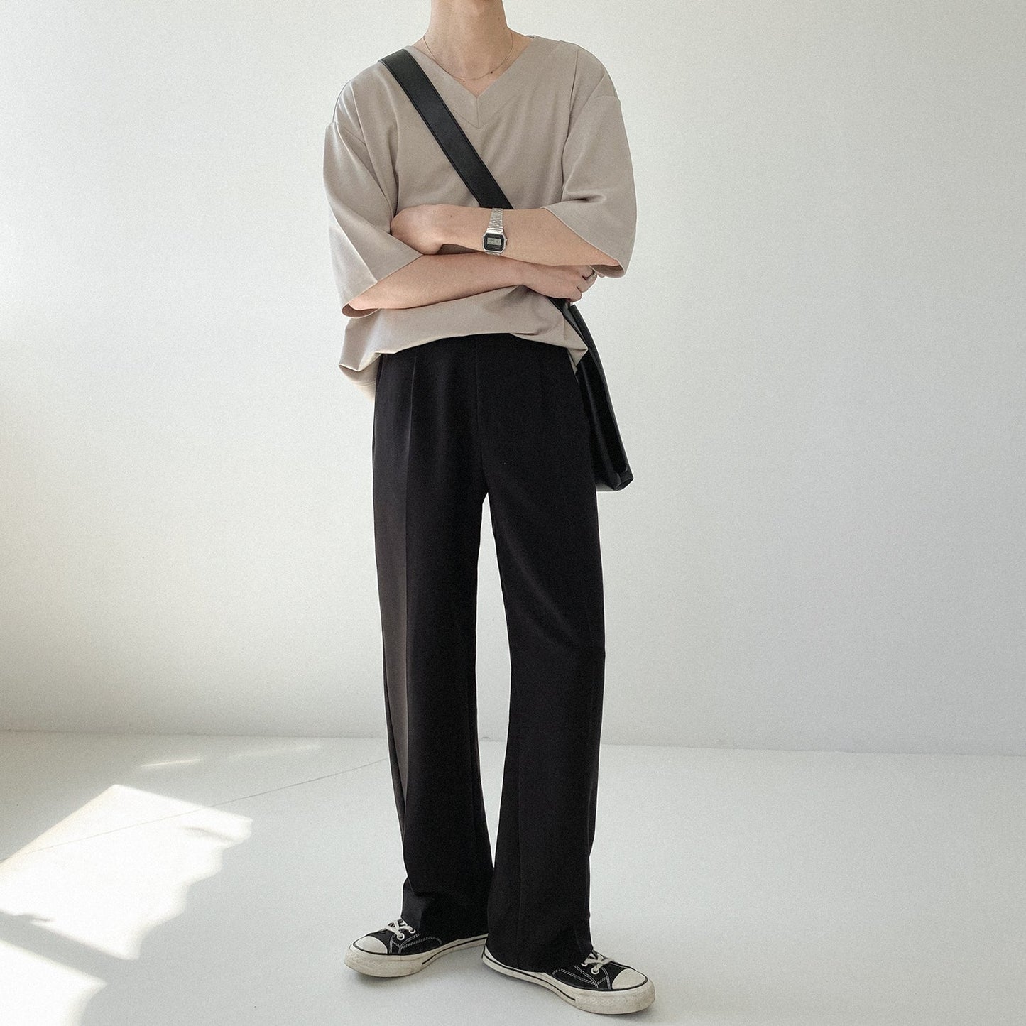 RT No. 5214 HALF SLEEVE V-NECK SHIRT